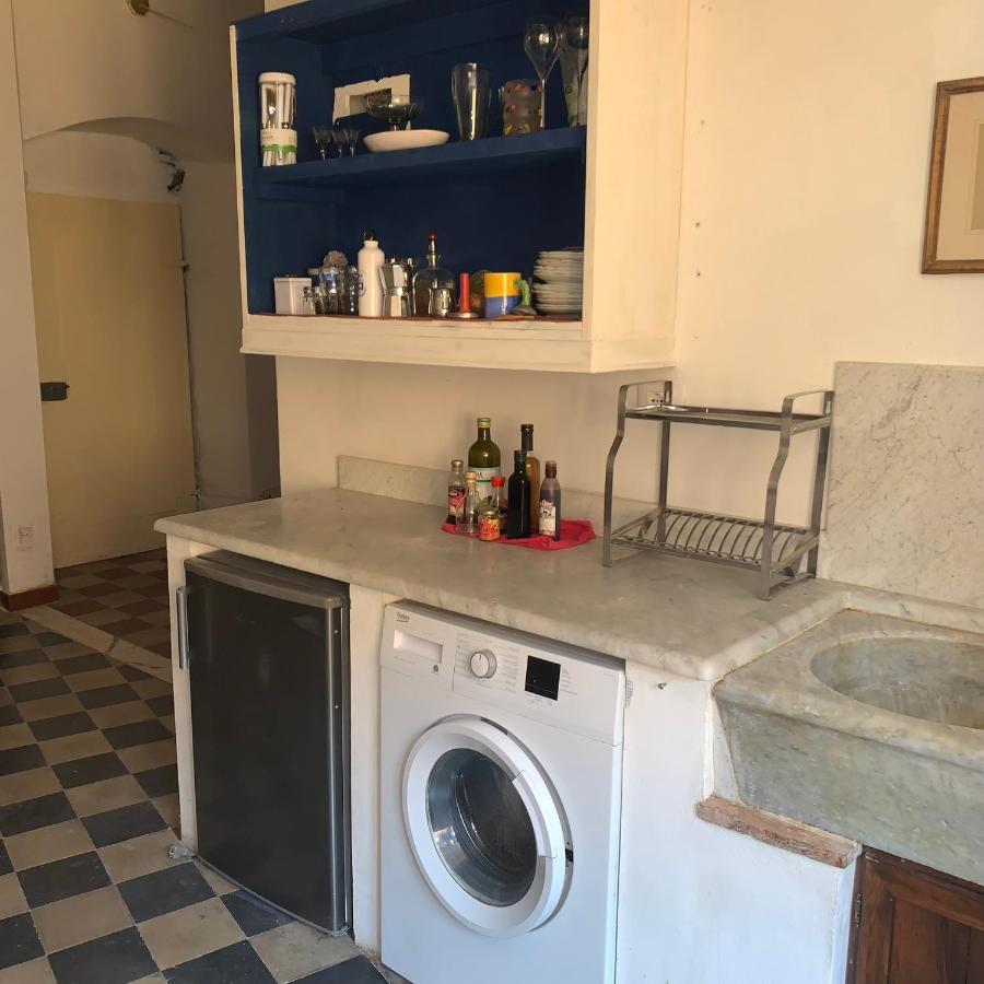 Matteotti 45 Leilighet Sarzana Eksteriør bilde